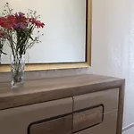 Center, On Deribasovskaya 10