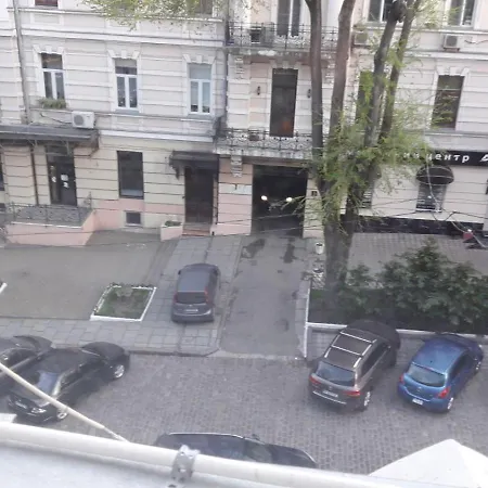 Center, On Deribasovskaya 10 Апартаменты Одесса